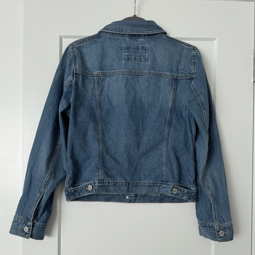 Banana Republic Classic Blue Denim Jacket - Picture 7 of 8